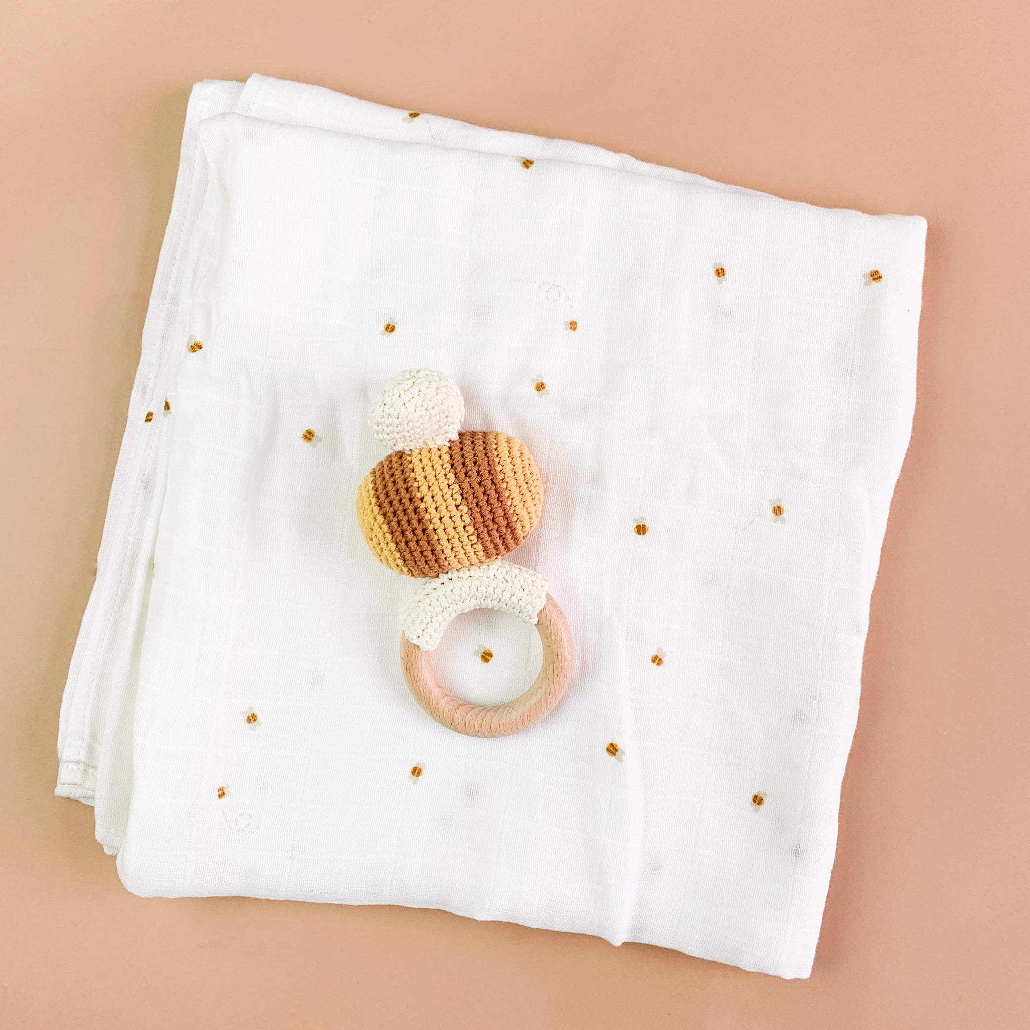 Bee Teether Set