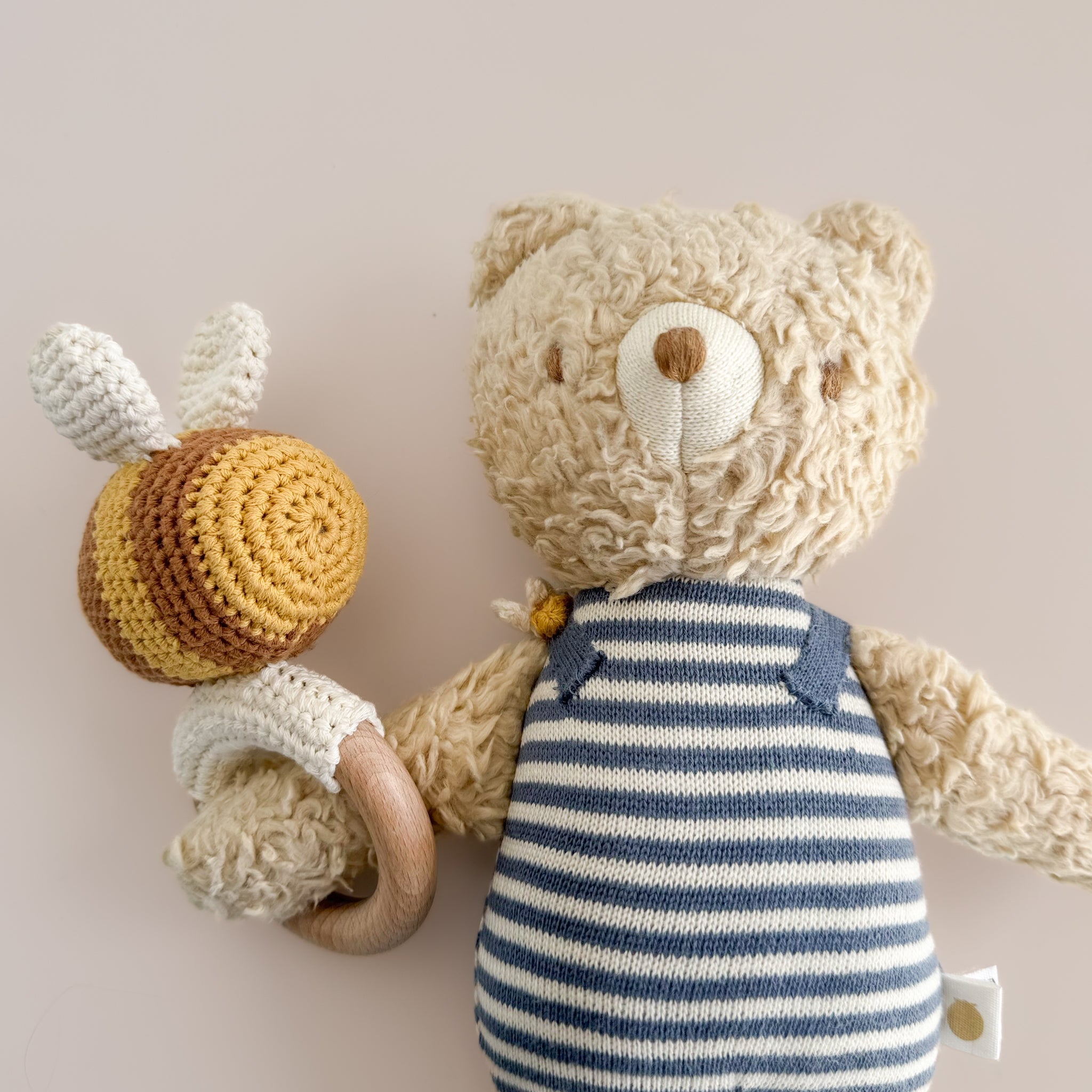 Bee Teether